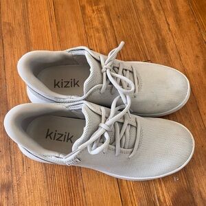 Kizik Madrid Eco Knit Light Gray Comfort Walking Shoes Men’s Size 7.5 Women’s 9